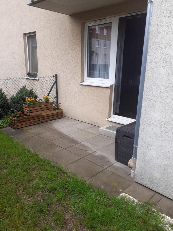 Sloneczny Apartament Z Malym Ogrodkiem Wejherowo Exterior foto