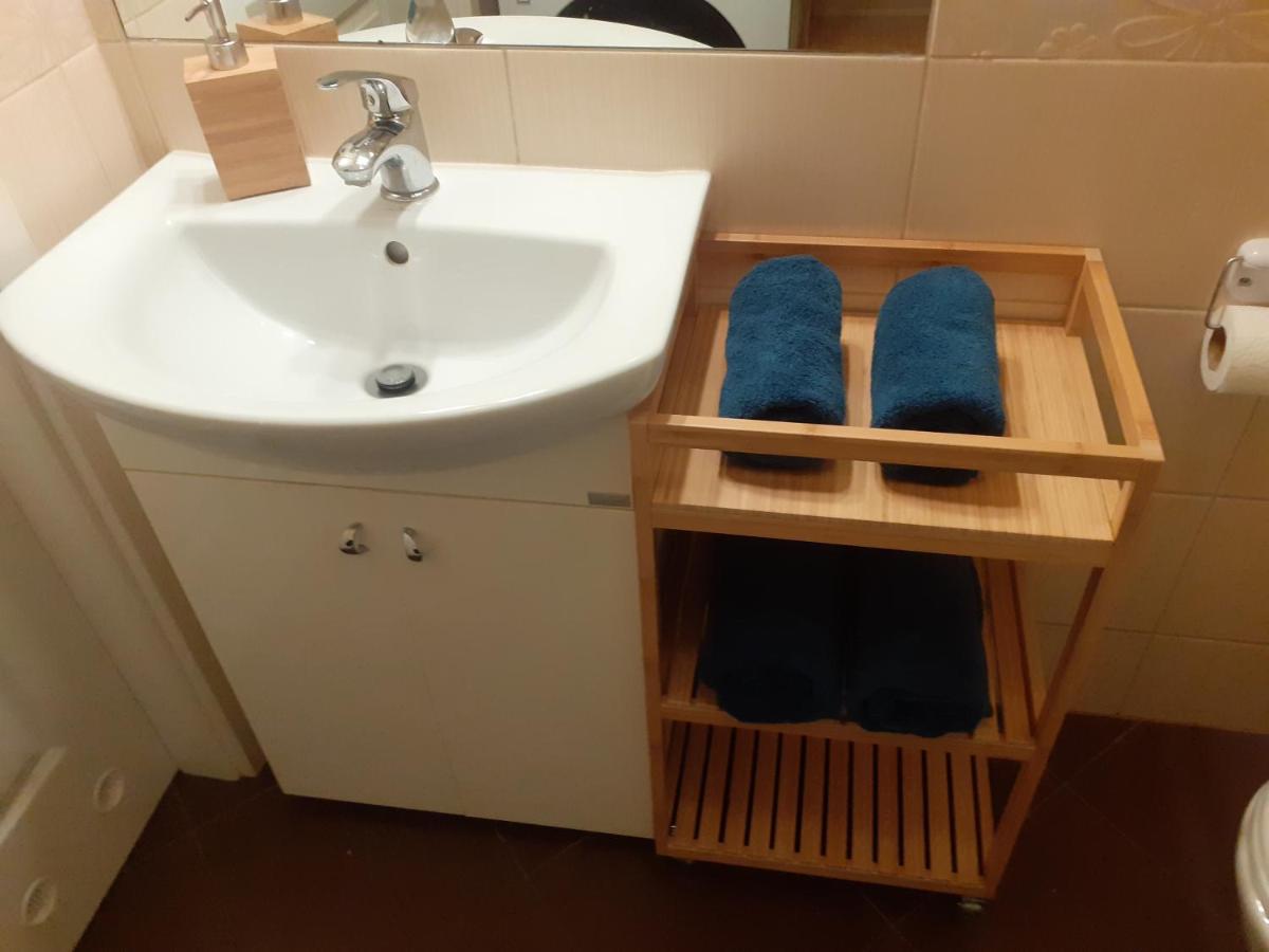 Sloneczny Apartament Z Malym Ogrodkiem Wejherowo Exterior foto
